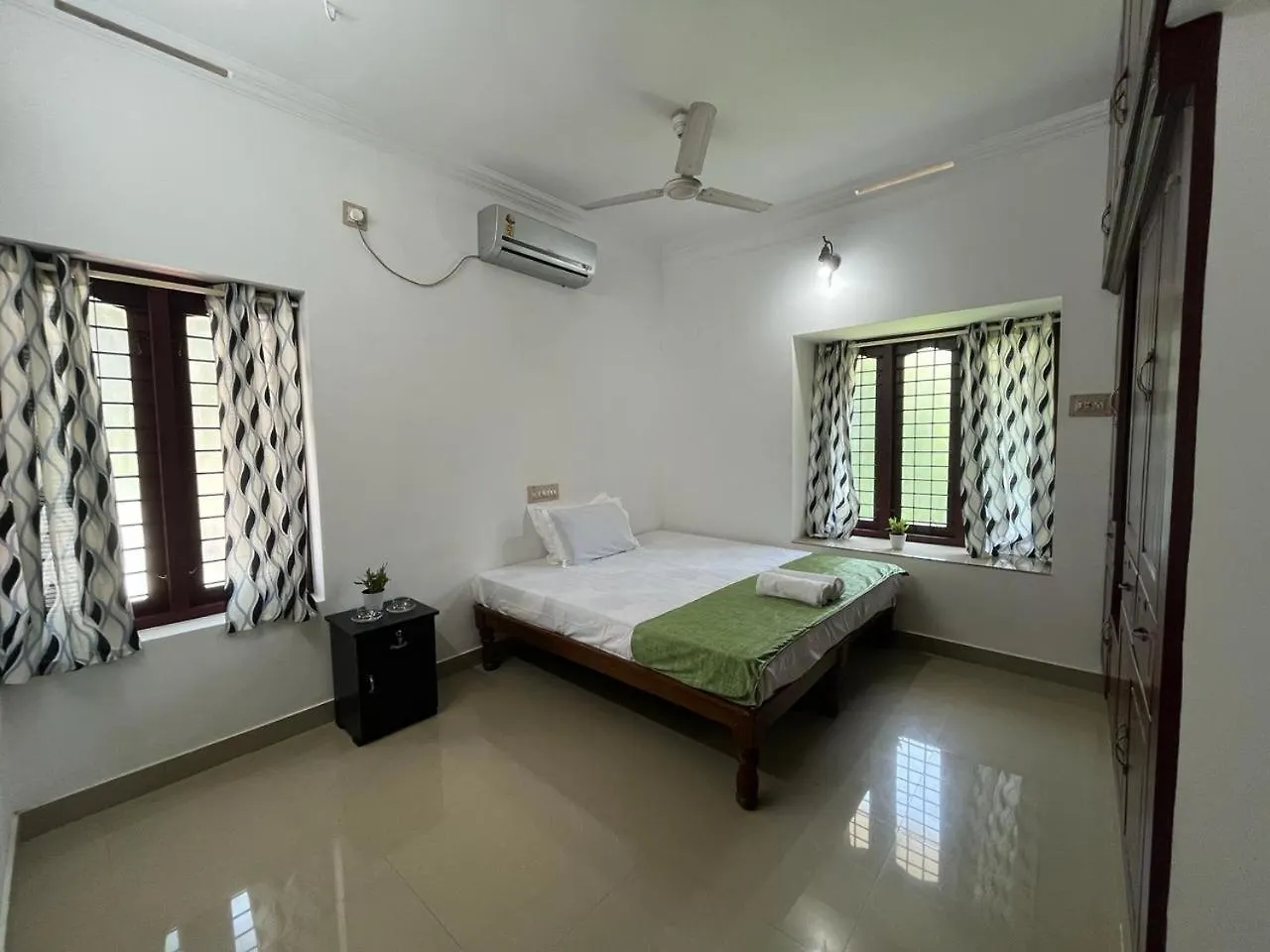 Halcyon Homes-Trivandrum Thiruvananthapuram Guest house